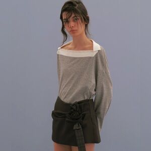 Marchen off- shoulder top